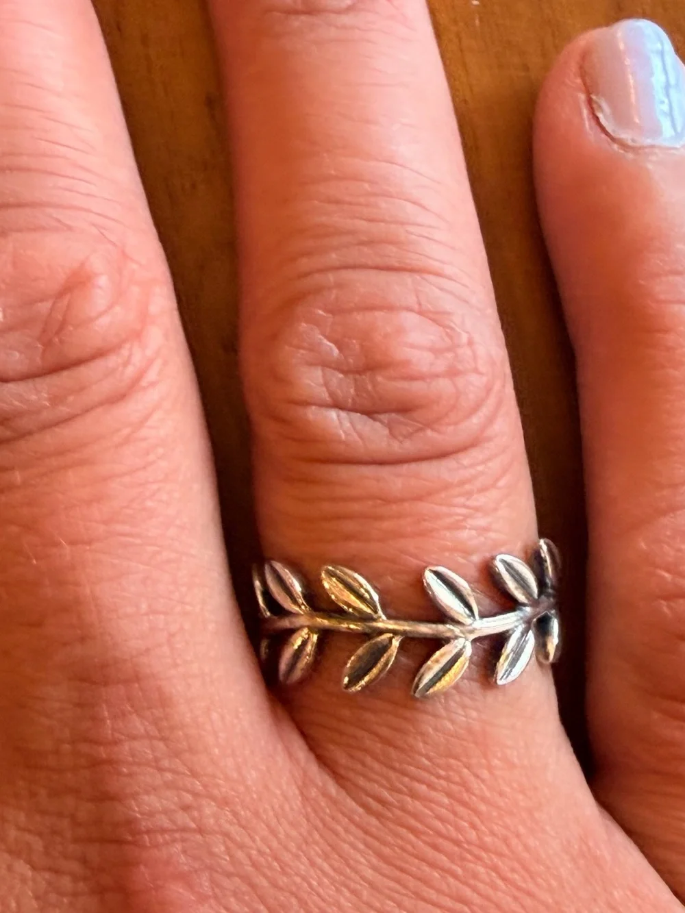 Pandora Silver Leaf Vine Ring - Silver - Picture 2 of 2
